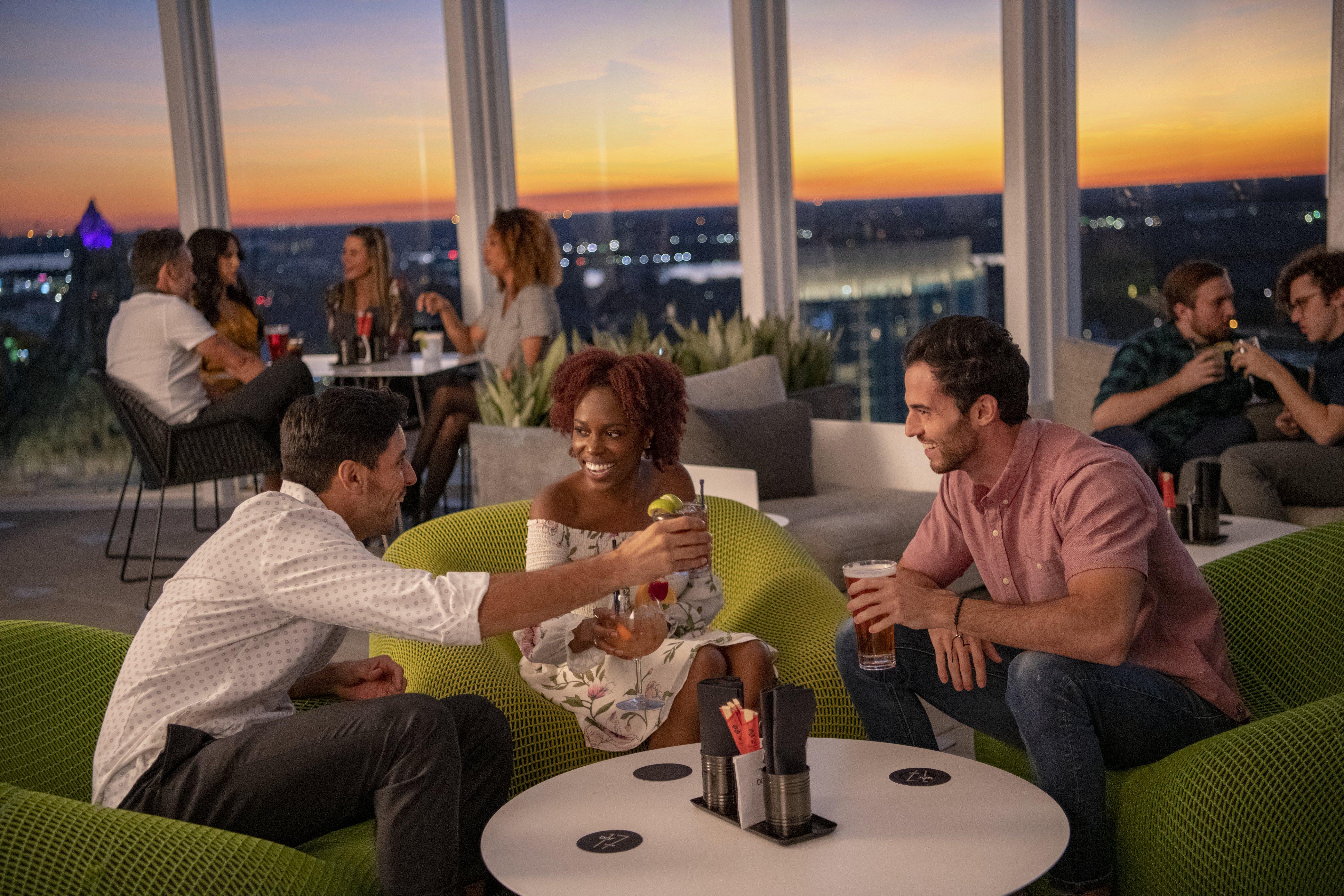 Universal'S Aventura Hotel Орландо Екстериор снимка